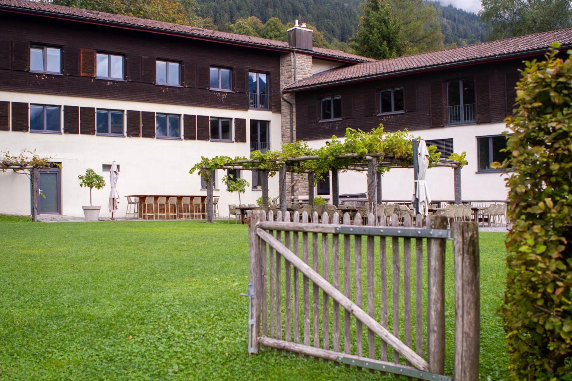 Family & Mountain Lodge C'Est La Vie Hasliberg Bagian luar foto